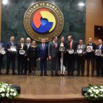 Başkanımız Ahmet Adar’a Hizmet Şeref Plaketi Takdim Edildi