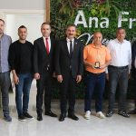 2022 Yılı Tescil İşlem Hacminde Dereceye Giren Üyelerimize Plaketleri  Verildi.
